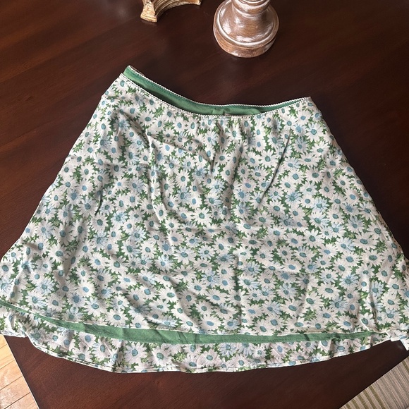 Reformation Dresses & Skirts - Reformation Brandy Skirt Es Daisy Meadow Green - Size 2X